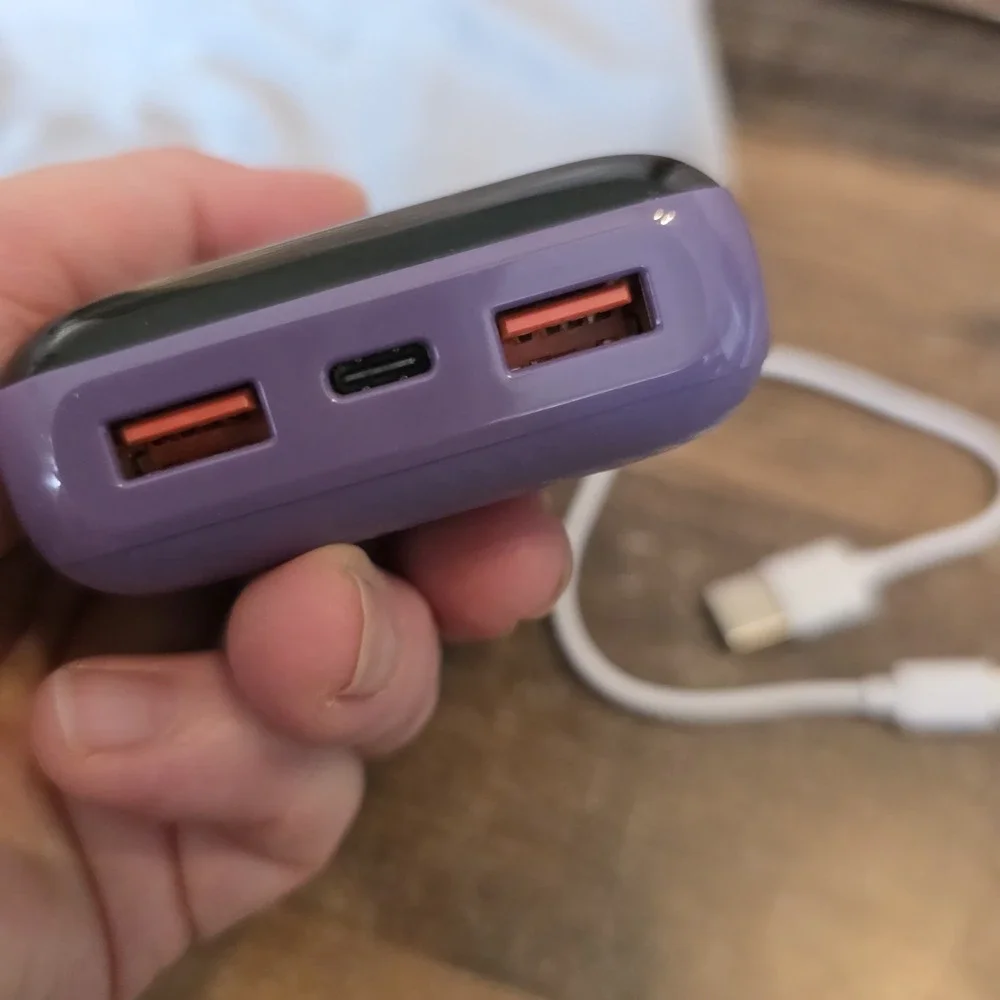 HALO UltraPack 20000 Model HUP-20K Battery Charger‎ Lavendar Includes Charger